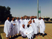  بالصور: معتمرو الفوج الثالث من مدينة يافا يصلون بسلام إلى مكة المكرمة